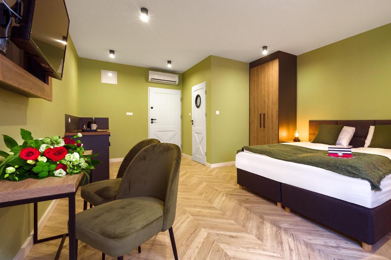 Kamienica Portowa Aparthotel Mikołajki Exterior foto